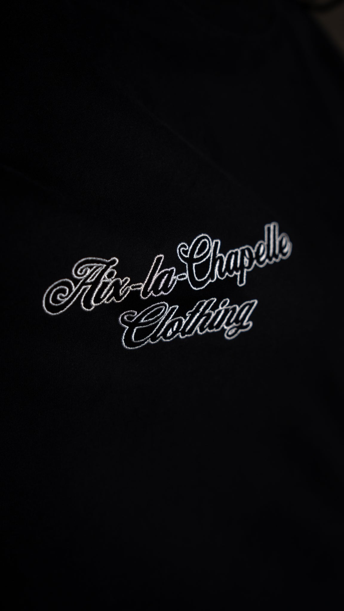 T-Shirt "Karlsmonogramm" gestickt